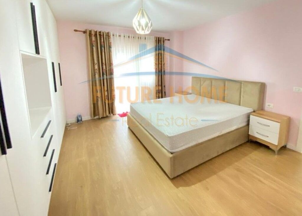 Affitto, Appartamento 1+1, Comune di Parigi, Tirana