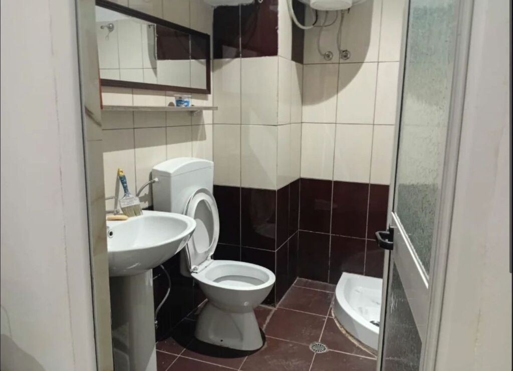 🏡 Apartment 1+1 for Rent in Bllok, in the best areas of Tirana,
