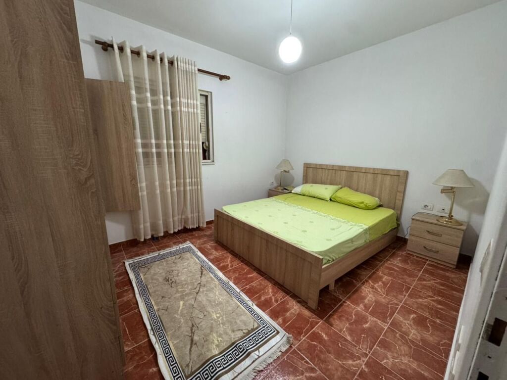 Apartament 2+1, Fusha e Aviacionit!