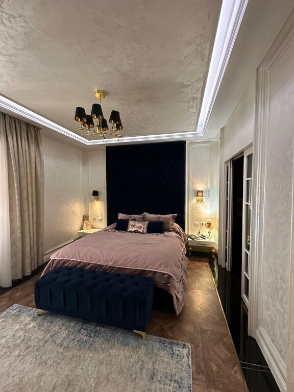 📍In Affitto SUPER Appartamento 2+1 con ampi spazi, situato in una delle residenze più esclusive di Tirana nel Complesso Delijorgji.