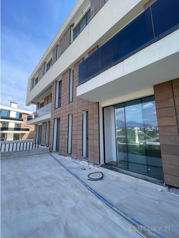 Appartamento Moderno 1+1 in Vendita a Tulipan Residence, Mjull - Bathore