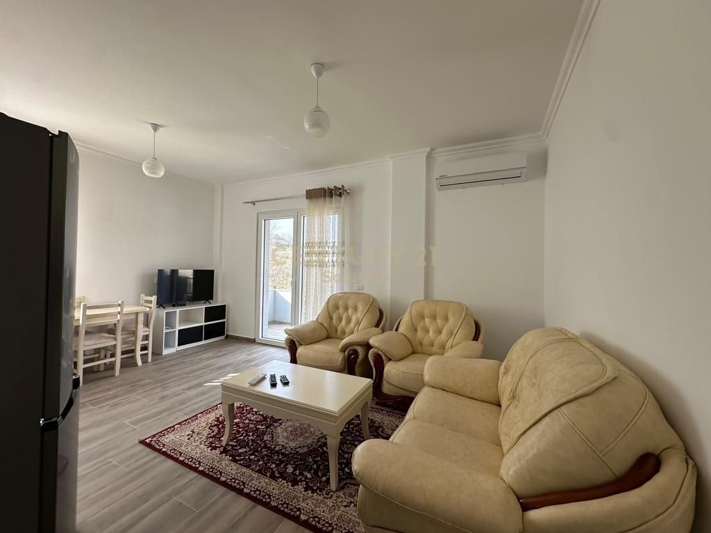 APARTAMENT 2+1+POST PARKIMI PER QIRA PRANE KOMBINATIT !