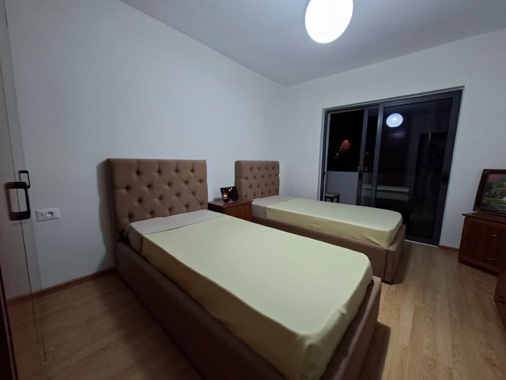 🏠 In Affitto: Appartamento 4+1 + 2 Bagni &amp; 1 Balcone (📍Accanto a Golden Tower - Mine Peza) 🔥 Posizione eccellente || Prima volta in affitto ✨️ €1.400 / mese 💶