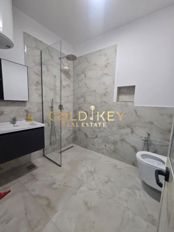 🔲 APARTAMENT 1+1 ME QERA RROTA KUQE PLAZH DURRES
