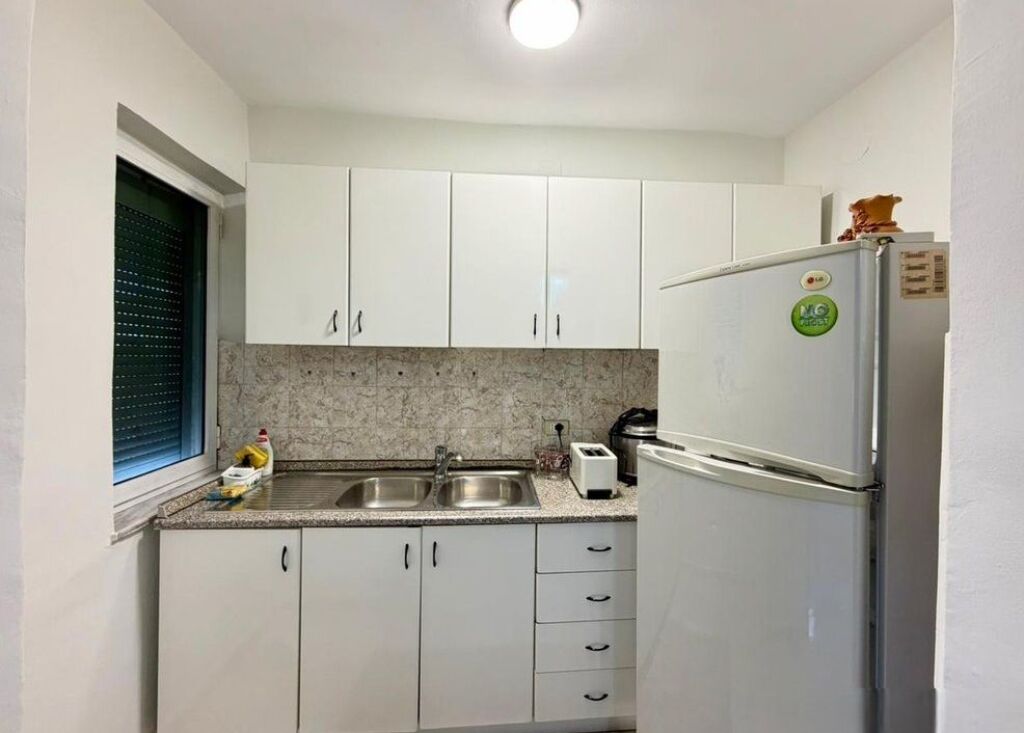 affittasi 2+1 a xhamllik