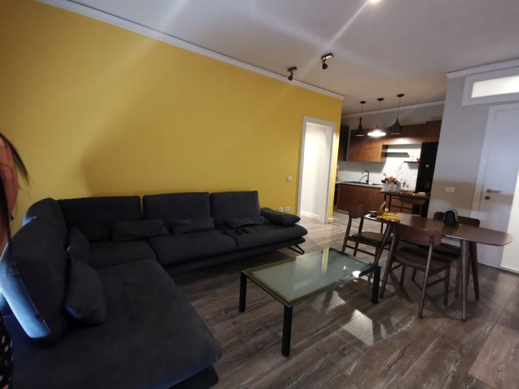 For rent 1+1 plus parking space, Delijorgj