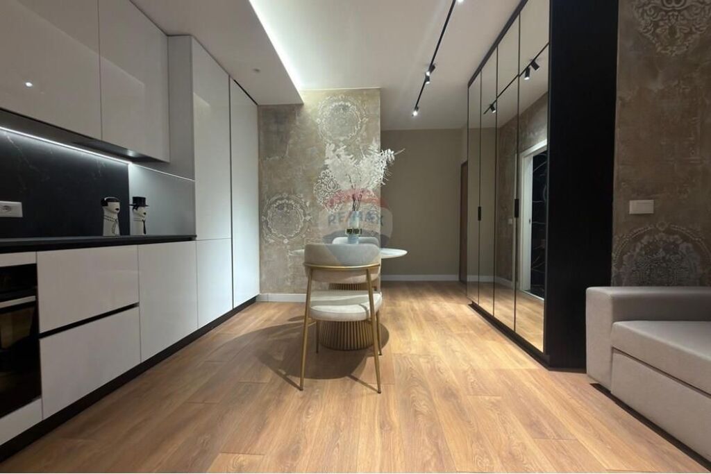 🏡 Super Studio Apartment for sale – Skënderbej Square