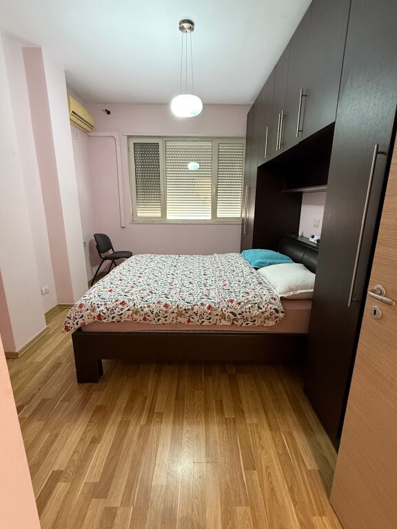 Jepet me qera apartament 2+1