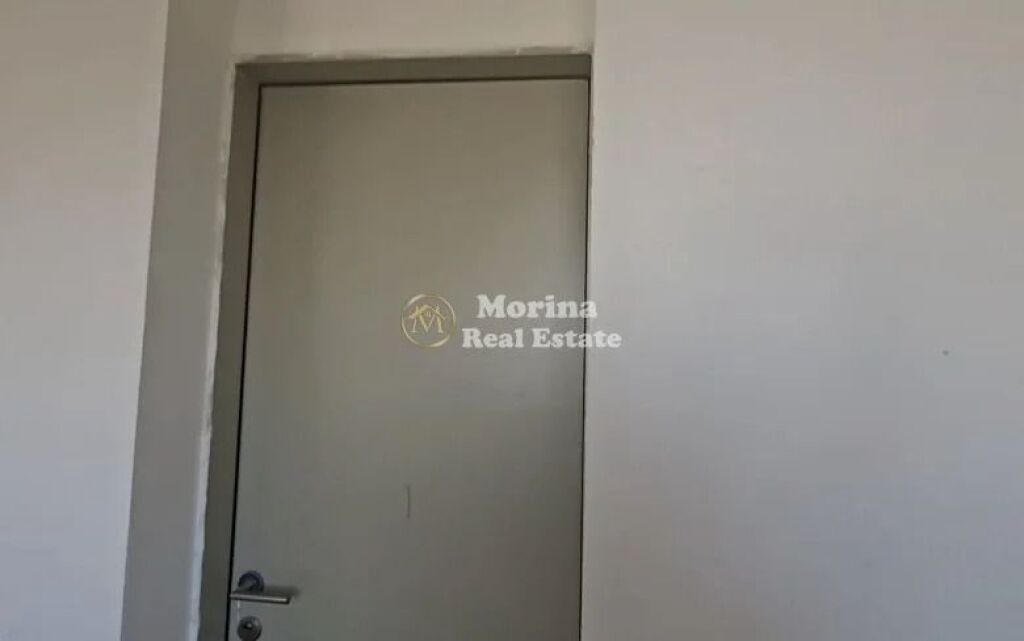 Affitto | Locale Commerciale | Via 5 Maggio | 600 €/mese