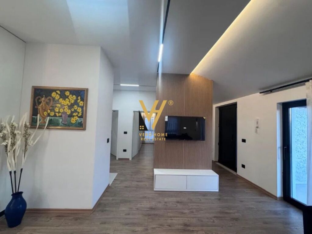 INGRESSO 2+1+2+BLK IN AFFITTO A LAPRAKE 1.000 EURO