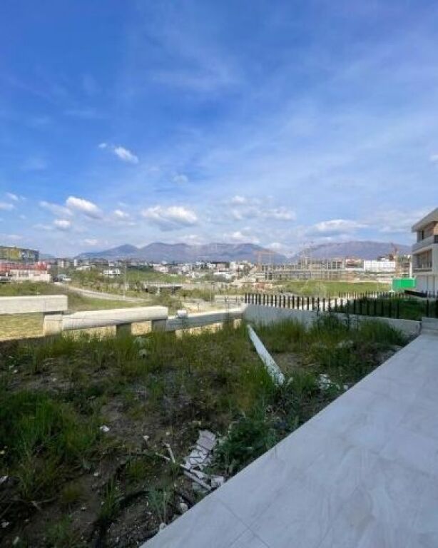 Shitet apartament 1+1 – stil modern dhe zonë e qetë