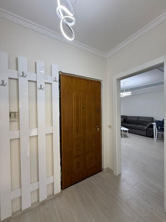 Affitto , Appartamento 1+1 , Via Mine Peza , Tirana