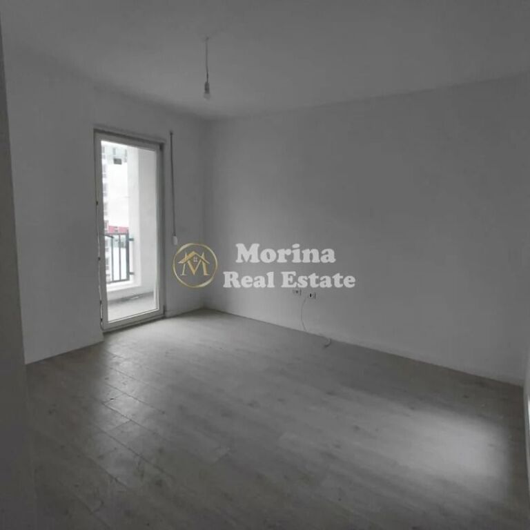 Rent | Apartment 2 + 1 | QTU (Univers Shopping Center) | 400 €/month