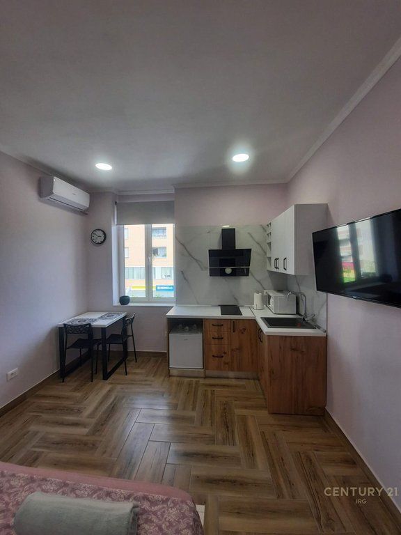 SHITEN 2 GARSONIERE TEK STADIUMI DINAMO!