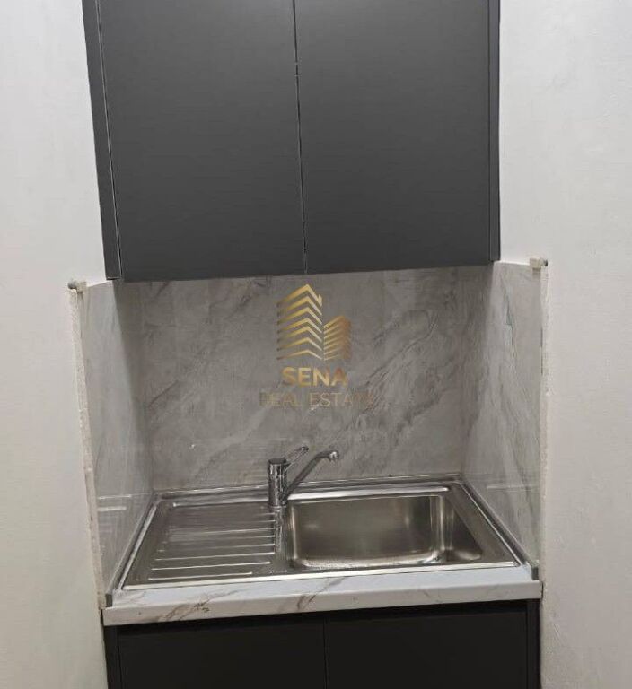 Affitto, Appartamento 2+1, Via Dibra/ Medreseja, 55.000 Lek