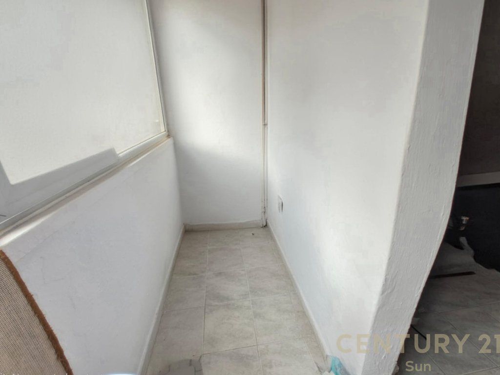 Apartament 1+1 për shitje – Rruga e Kavajës, pranë Garden Building! 130,000 €