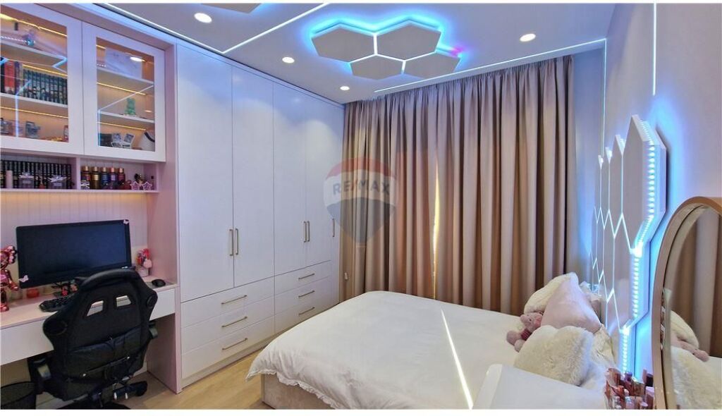 Apartament ne shitje , Uji i Ftohte