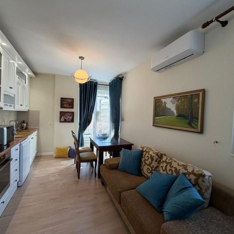 Affittasi appartamento 1+1 in Via Elbasanit