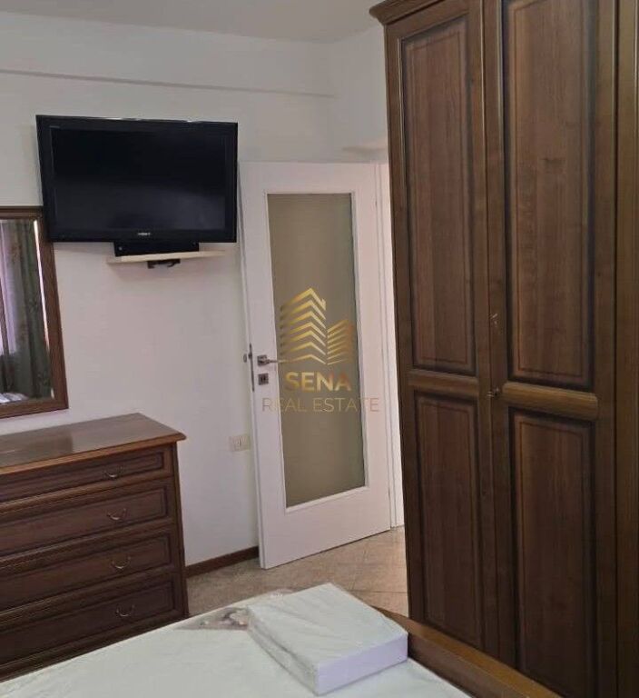 Affitto, Appartamento 2+1, Via Dibra/ Medreseja, 55.000 Lek