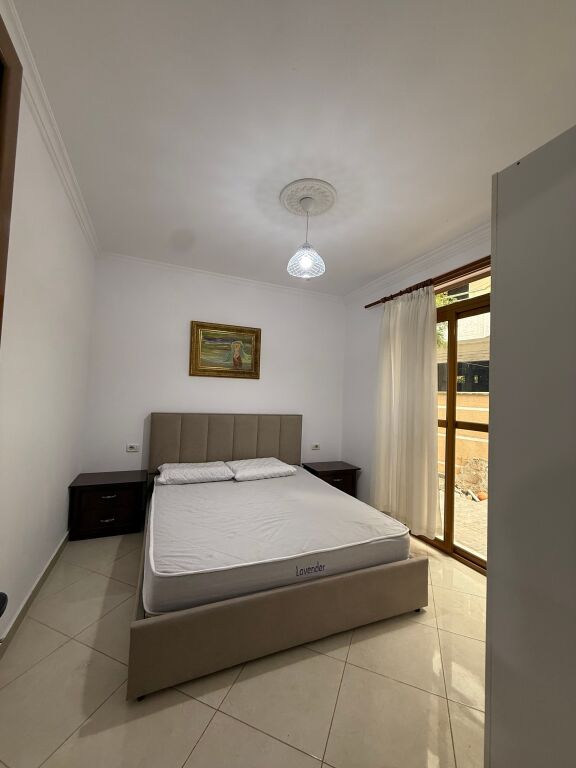 🏠AFFITTASI Ingresso 1+1 in Villa privata 📍Ex Venue  🏢1° piano, con cortile 💶 45.000 Leke/Mese trattabili