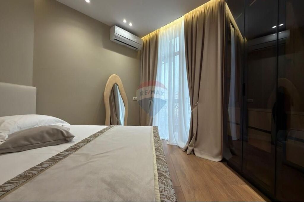 🏡 Super Studio Apartment for sale – Skënderbej Square