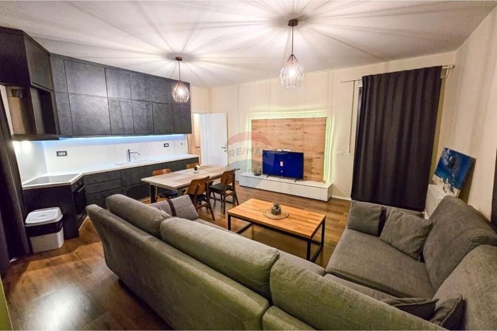 Apartament 2+1 me qira – Pazari i Ri