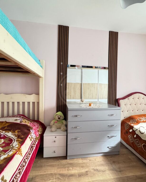 Vendesi in vendita 2+1 vicino al Mercato di Durazzo