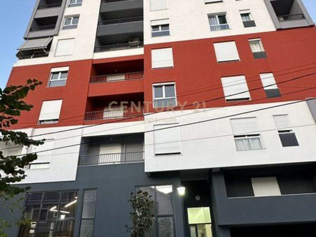 Apartment 1+1 for Rent  1 parking spot near 5 Maji!
