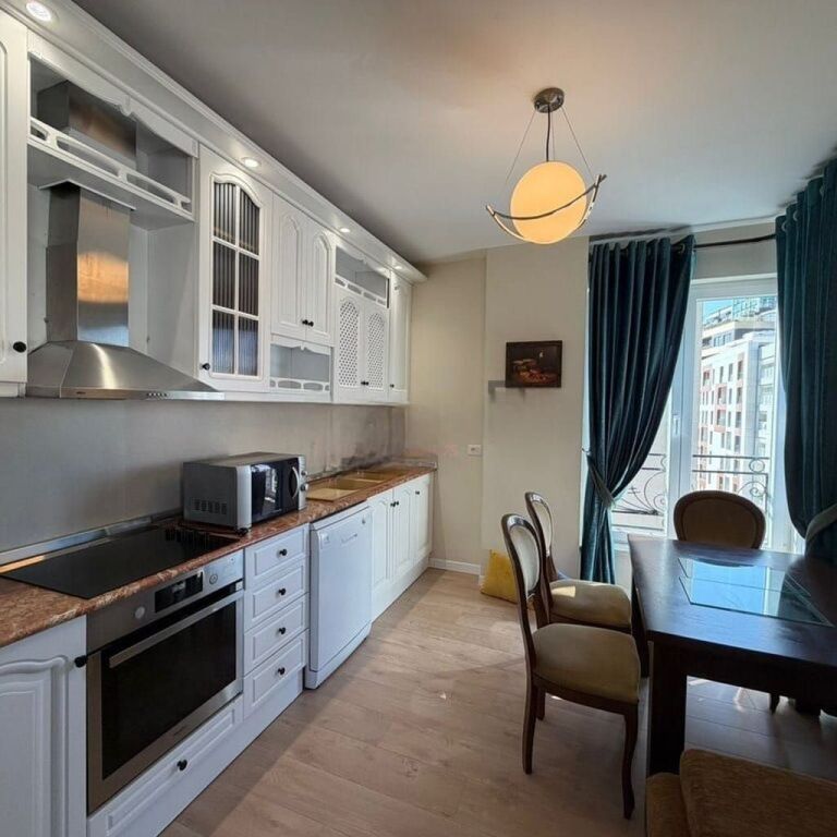 Affittasi appartamento 1+1 in Via Elbasanit