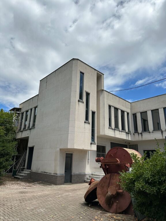 🏡 Shitet Godine 2 Kateshe ne Durres, prane Ures se Dajlanit