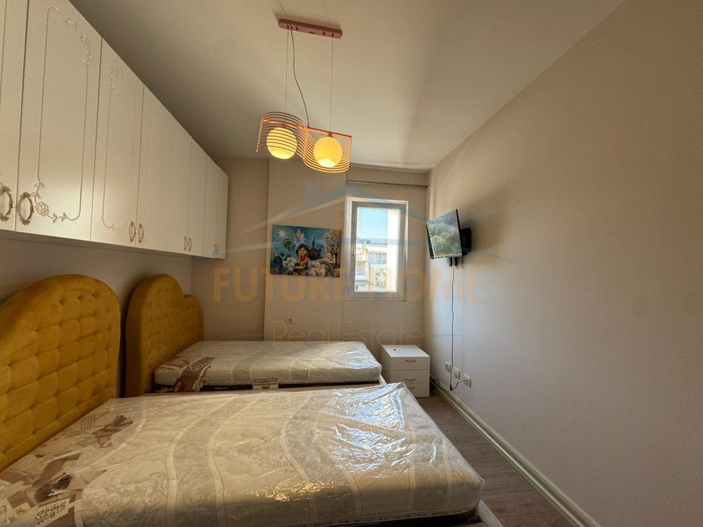 Rent Apartment 3+1+2+2 Parking Spaces, Dry Lake, Tirana