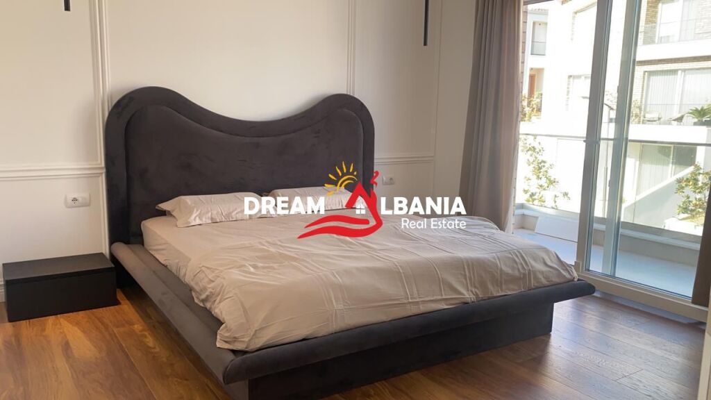 Super Ville di Lusso+Piscina in Affitto a Mjull Bathore, Residenza Elysium (ID 4251441)