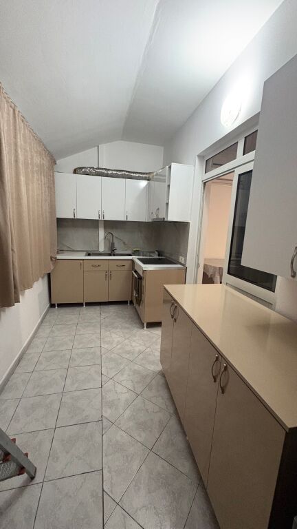 Appartamento arredato 2+1 in affitto a Don Bosko