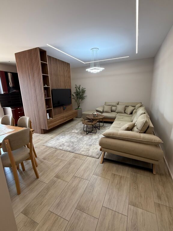 Jepet me qera apartament 2+1