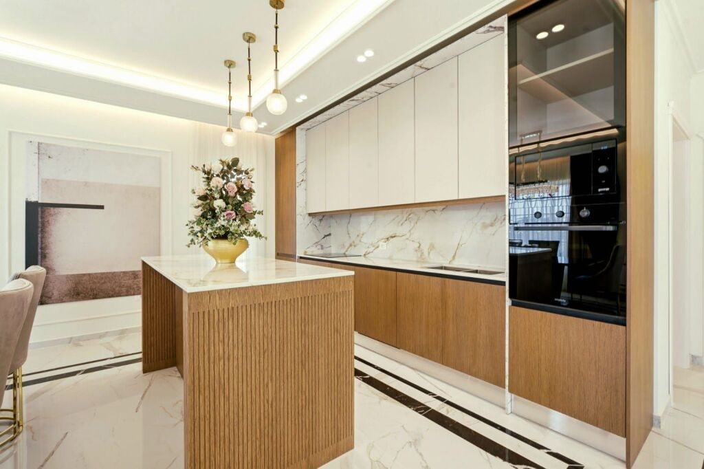 Villa di lusso a 5 km dalla costa di Qerreti, strada Shengjergj (anello nord Kavaje)