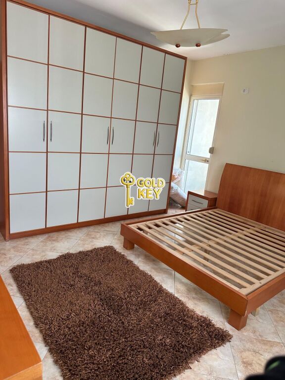 🏡 APARTAMENT ME QERA 1+1 – Qendër, Sotir Noka, Durrës