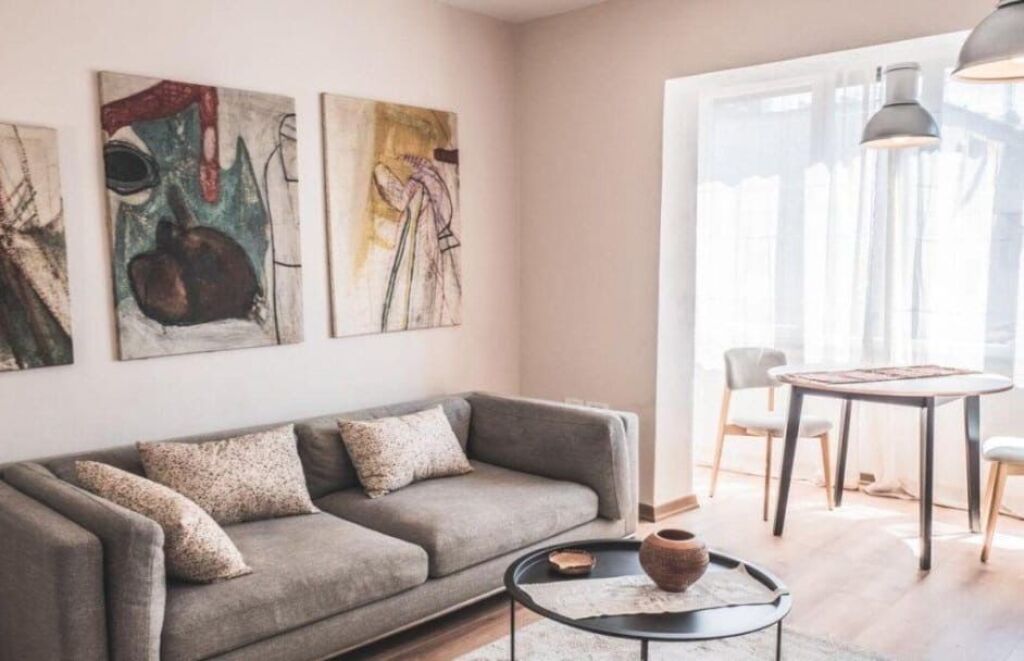 Jepet Me Qera Apartament 1+1+1 Ballkon