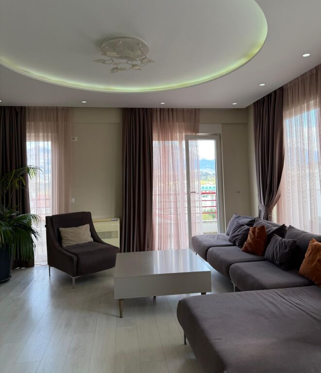 🏡 Apartment 3+1+2 with Garage for Rent – FZ Complex, Dry Lake 🌿