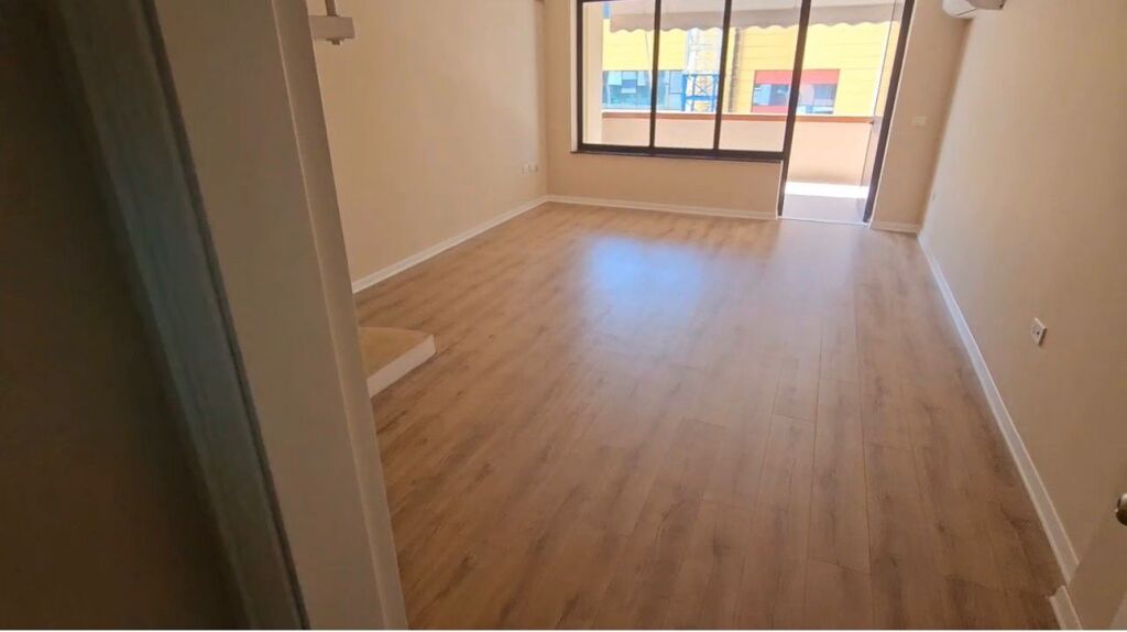 UFFICIO IN AFFITTO PIAZZA SKENDERBEJ