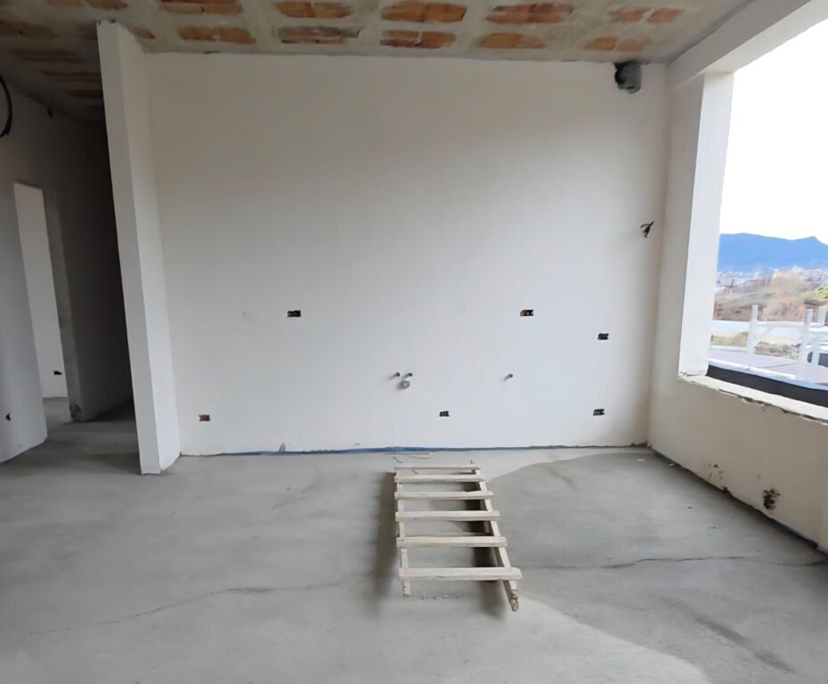 SHITET: Penthouse 3+1+3wc &amp; Verandë Gjigante + 2 Poste Parkimi 📍Sauk (8 min nga TEG) - RES. “ÇUÇI 3” PAGESË ME KËSTE🔥393.000 EURO🔥