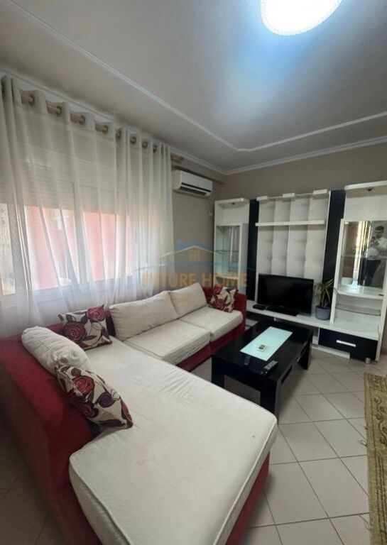 Rent, Apartment 1+1 Bogdanëve Street, Tirana.