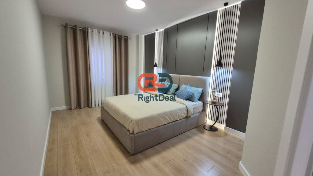 At Zogu I Zi, Super Apartment 2+1 For Sale With Spacious Areas And Newly Renovated!!!