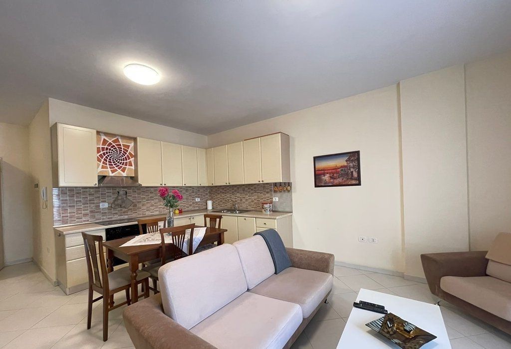 Apartament 1+1 me qira tek Kopeshti Zoologjik!