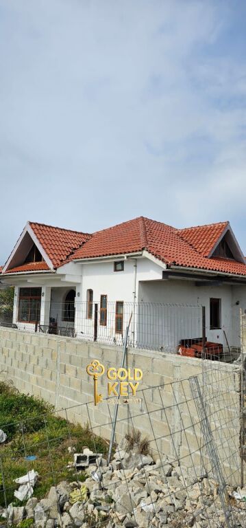 SHITET VILE PRIVATE 2 KATESHE 3+1 PLAZH DURRES