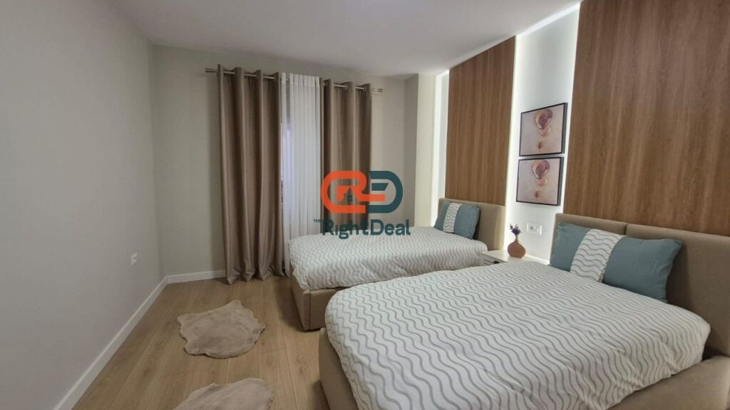 At Zogu I Zi, Super Apartment 2+1 For Sale With Spacious Areas And Newly Renovated!!!