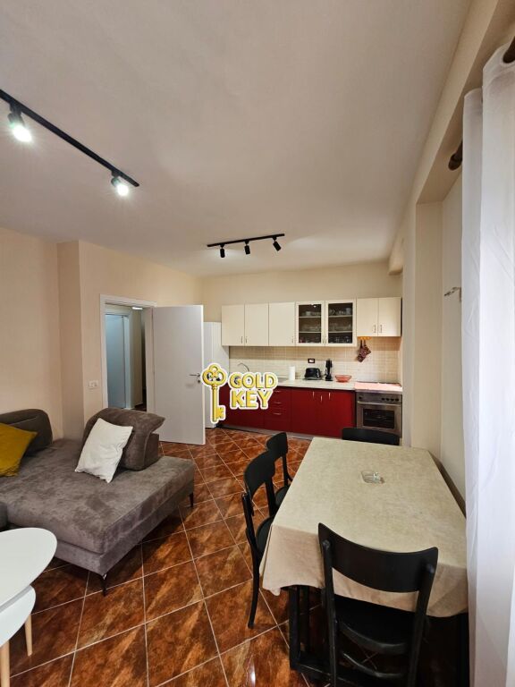 🏡 SHITET APARTAMENT 1+1 + BALLKON – SHKËMBI I KAVAJËS