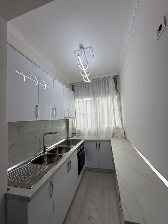 Affitto , Appartamento 1+1 , Via Mine Peza , Tirana