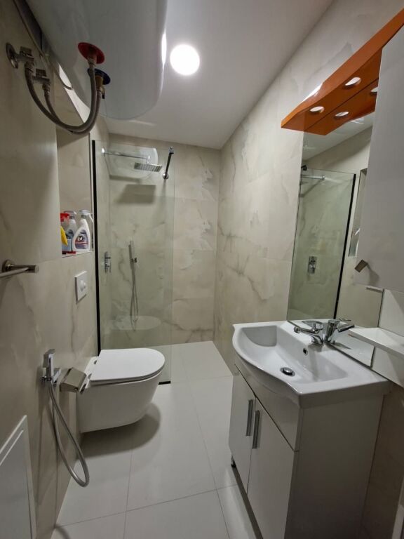 🏠 In Affitto: Appartamento 4+1 + 2 Bagni &amp; 1 Balcone (📍Accanto a Golden Tower - Mine Peza) 🔥 Posizione eccellente || Prima volta in affitto ✨️ €1.400 / mese 💶