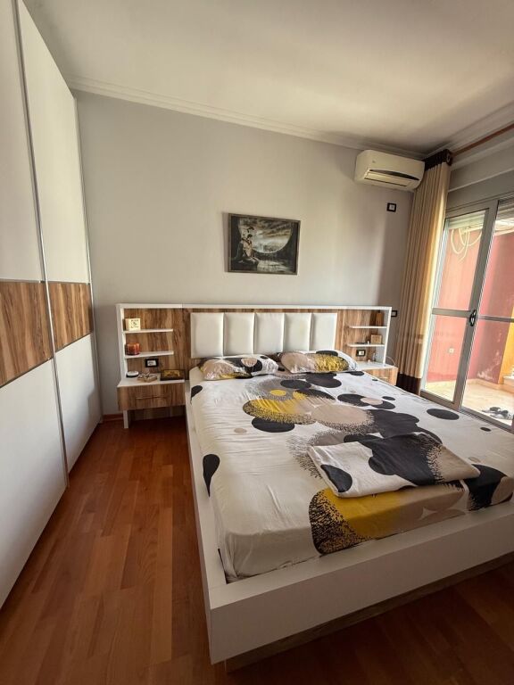 Duplex for sale in Yzberisht