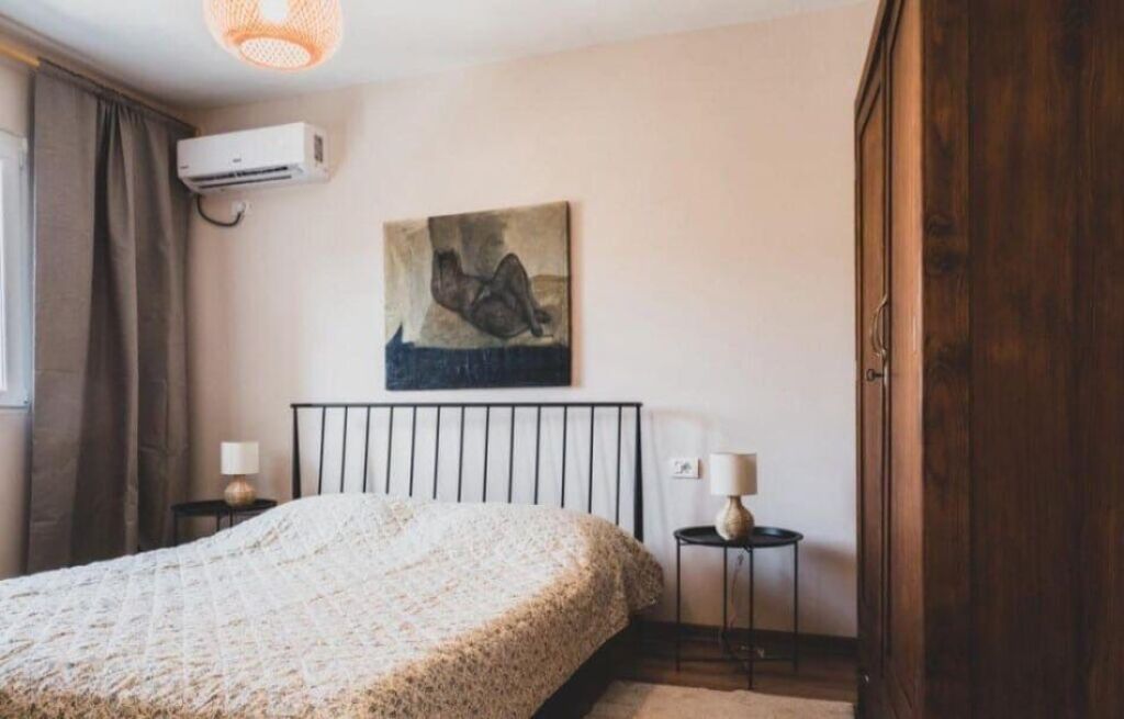 Jepet Me Qera Apartament 1+1+1 Ballkon